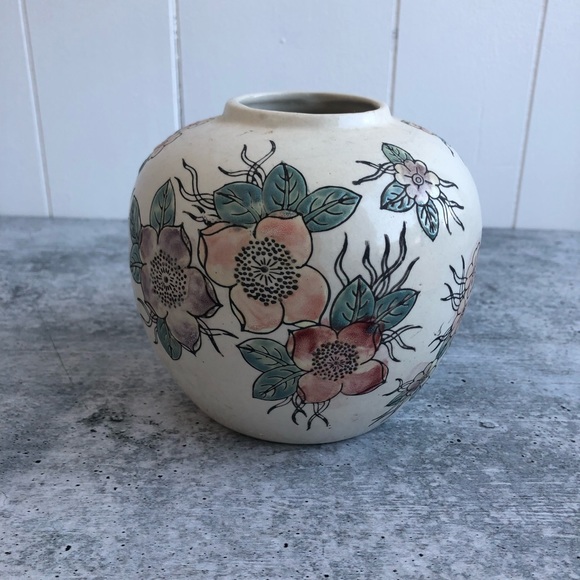 Decorative Painted Floral Vintage Vase - Picture 4 of 5